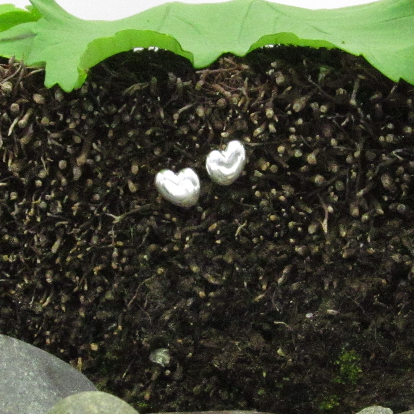 Full Rounded Heart Stud Earrings