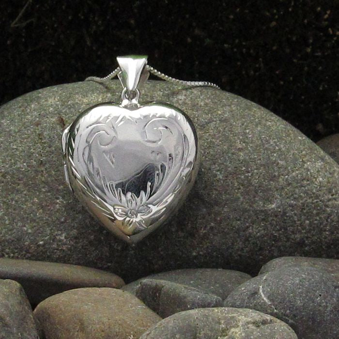 Engraved Decorative Heart Shaped Locket