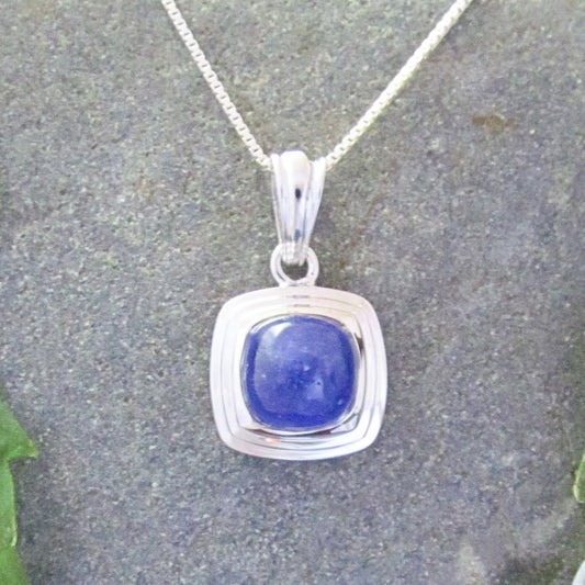 Cushion Cut Tanzanite Pendant